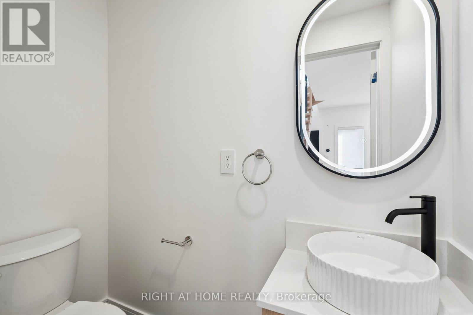 Ls - 55 Camberwell Road, Toronto, Ontario  M6C 3E7 - Photo 18 - C13678020