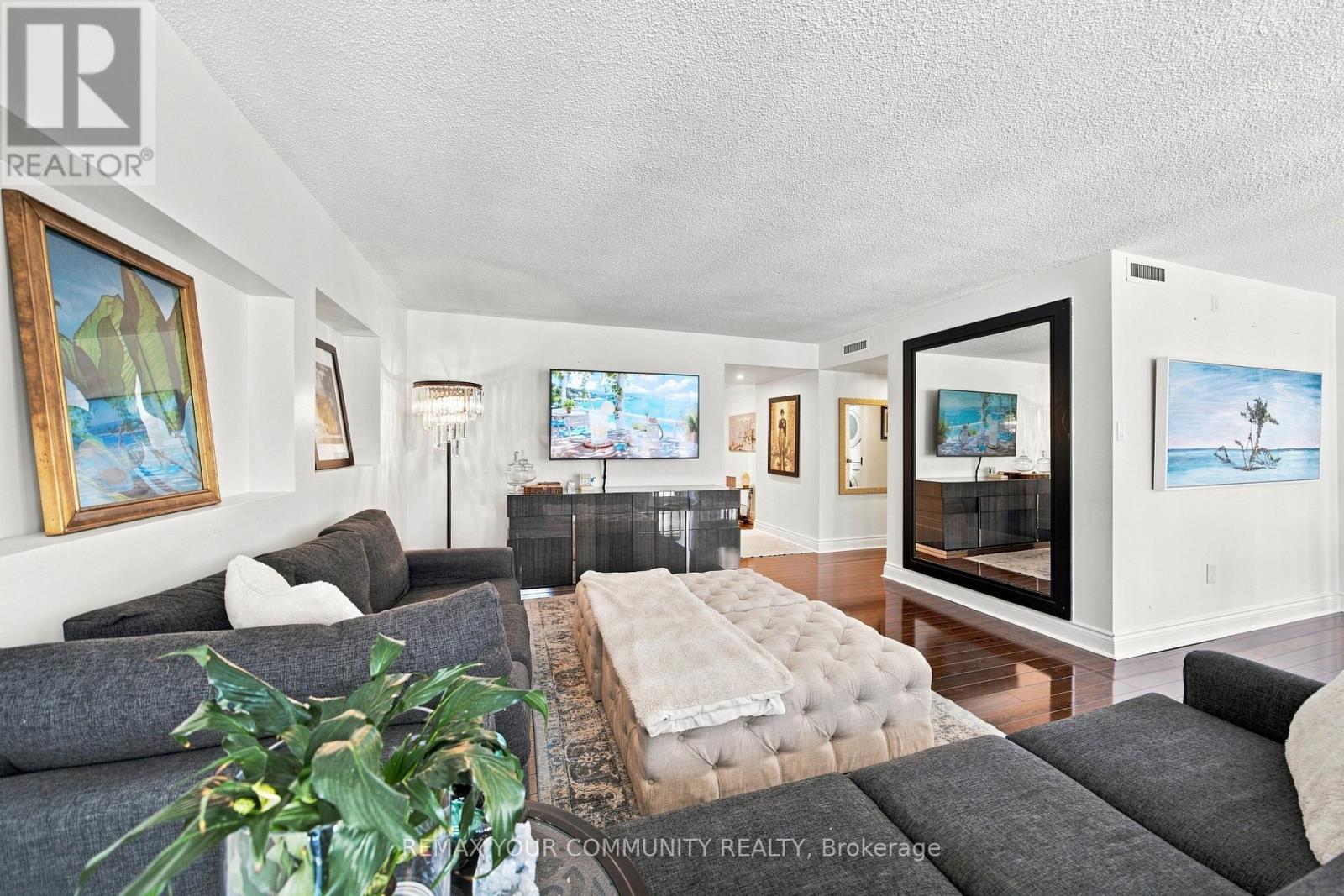 705 - 251 Queens Quay, Toronto, Ontario  M5J 2N6 - Photo 10 - C13678026