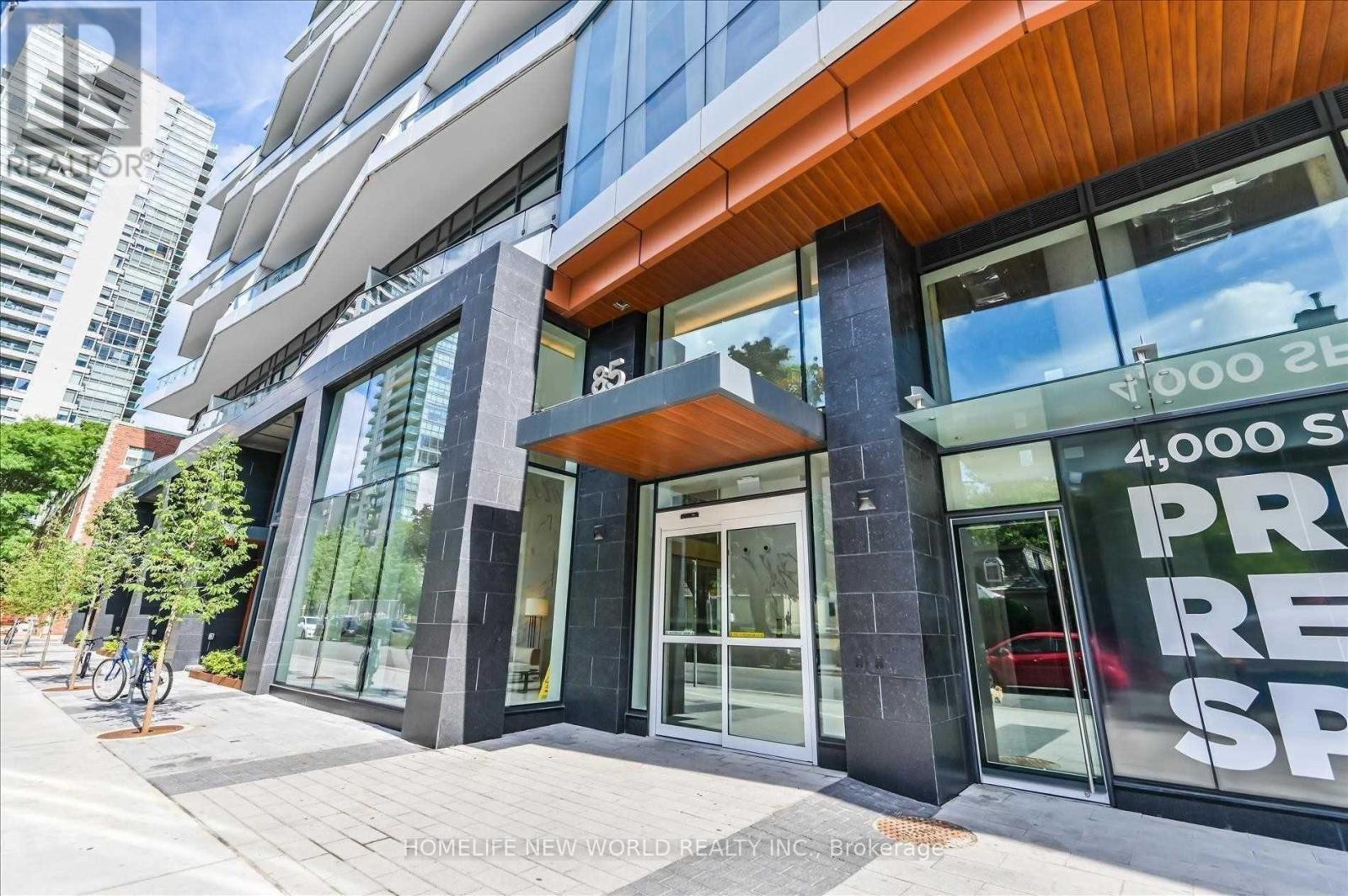 1812 - 85 Wood Street, Toronto, Ontario  M4Y 0E8 - Photo 2 - C13678038