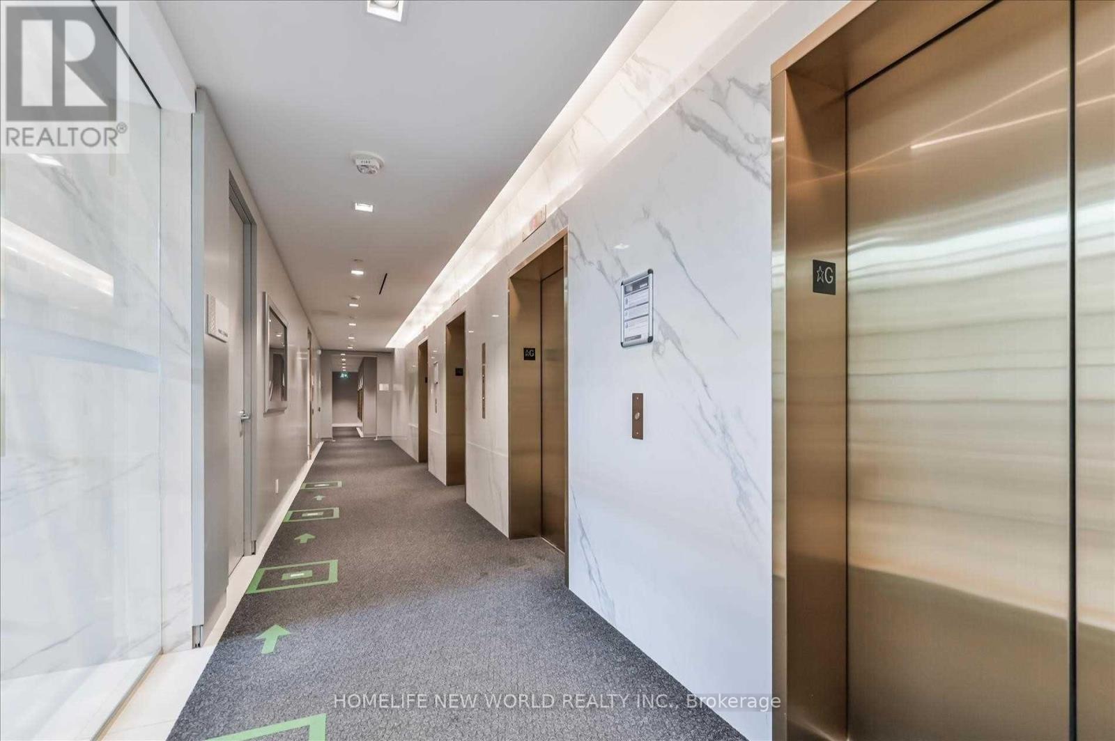 1812 - 85 Wood Street, Toronto, Ontario  M4Y 0E8 - Photo 4 - C13678038