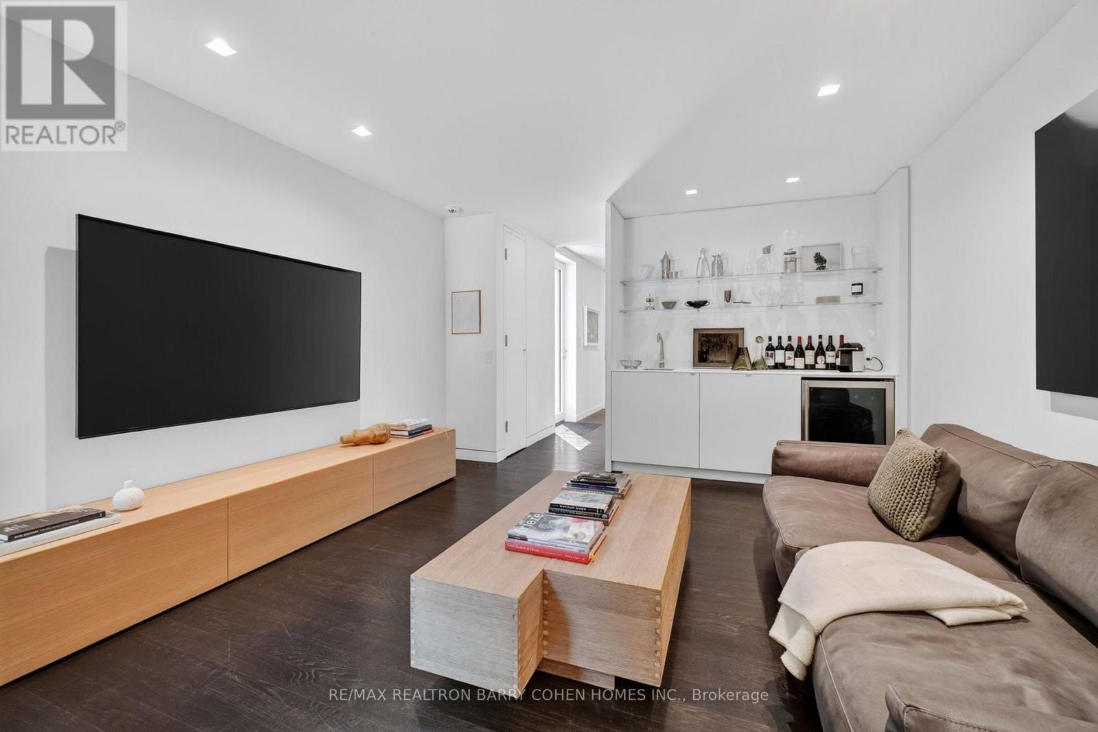 12 Tudor Gate, Toronto, Ontario  M2L 1N4 - Photo 24 - C13678060
