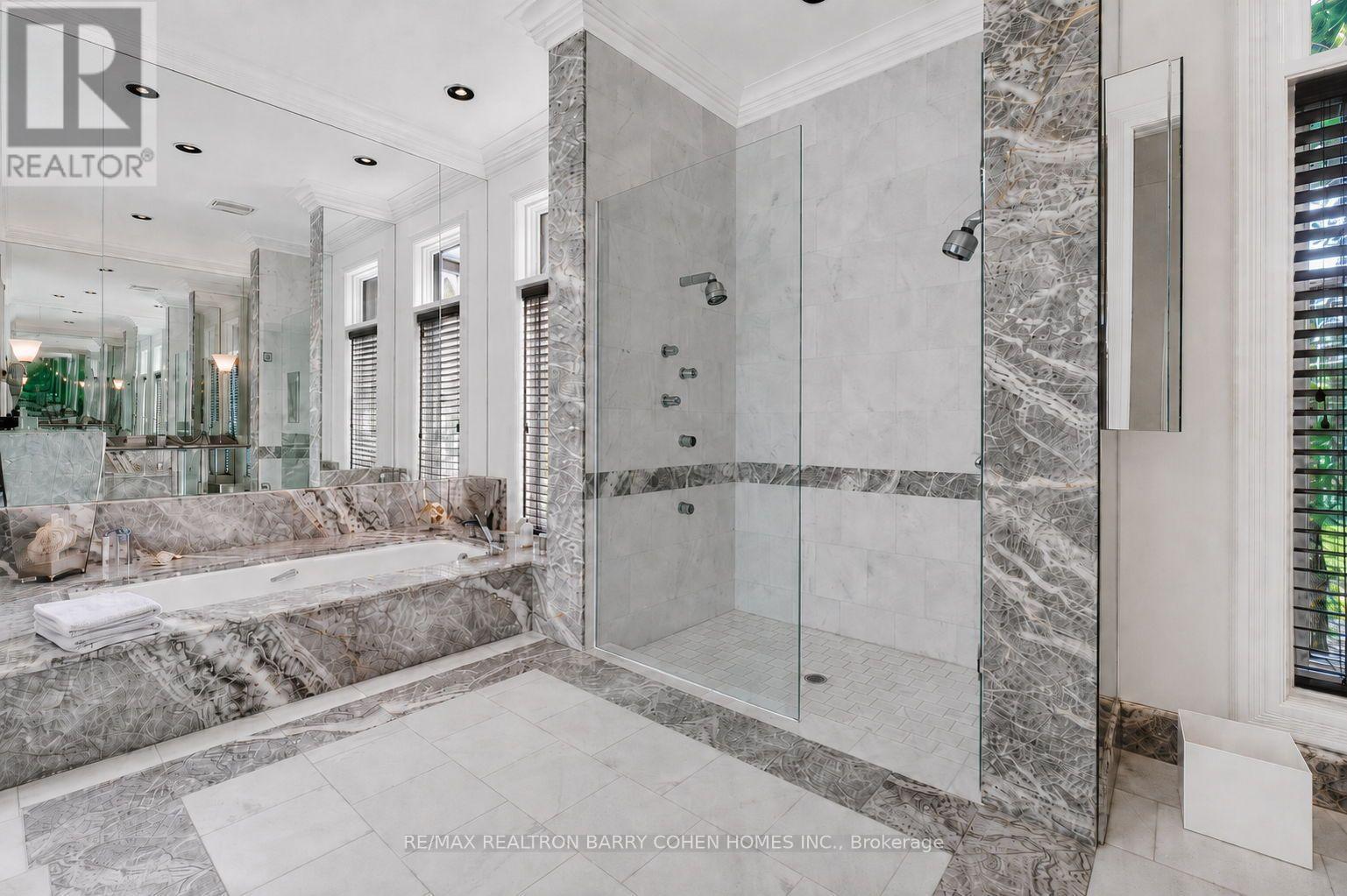 12 Tudor Gate, Toronto, Ontario  M2L 1N4 - Photo 30 - C13678060
