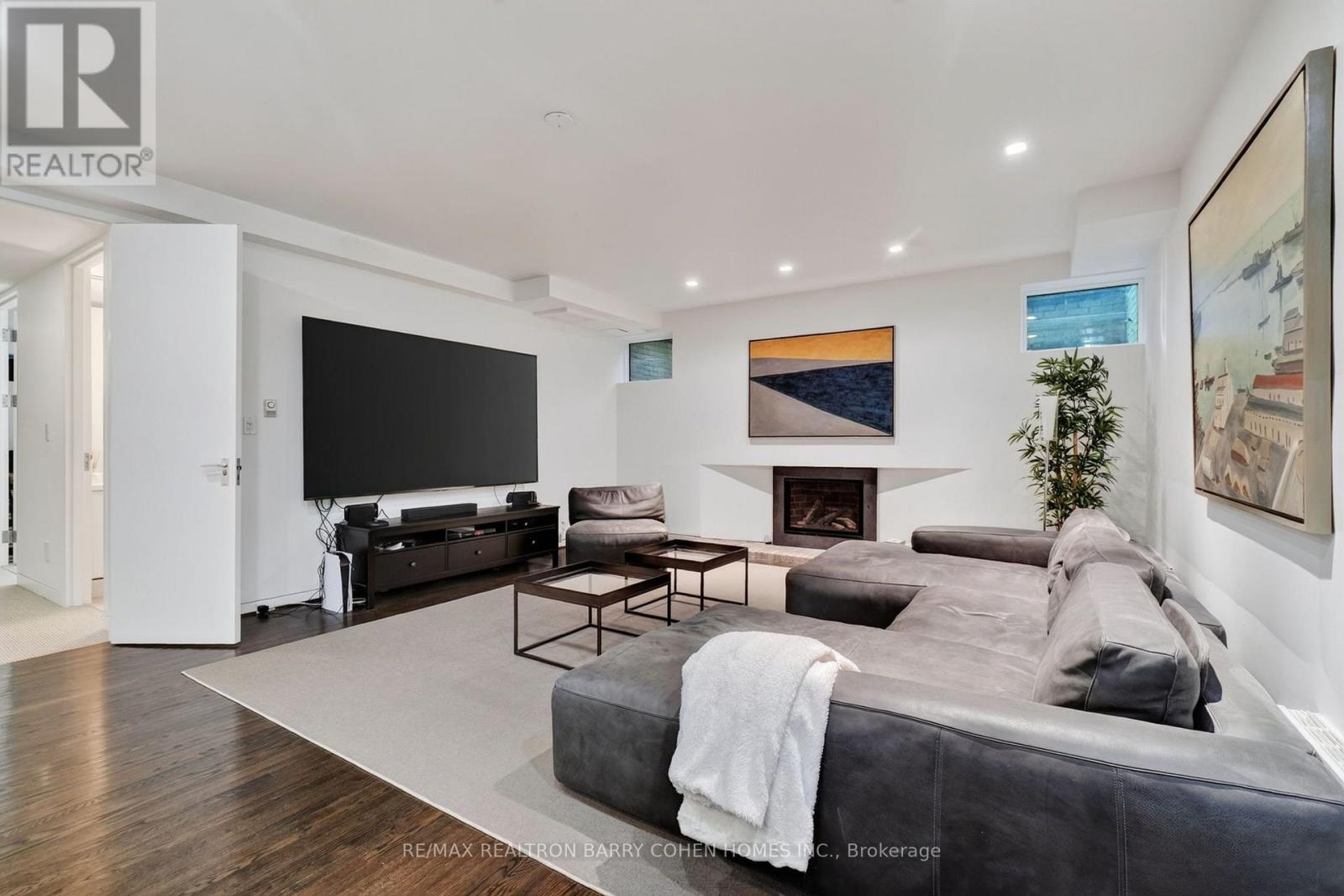 12 Tudor Gate, Toronto, Ontario  M2L 1N4 - Photo 37 - C13678060