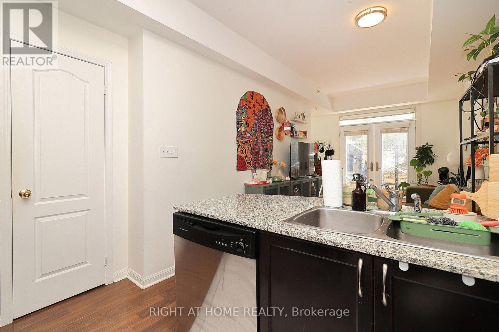 Th12 - 78 Carr Street, Toronto, Ontario  M5T 1B7 - Photo 12 - C13678074