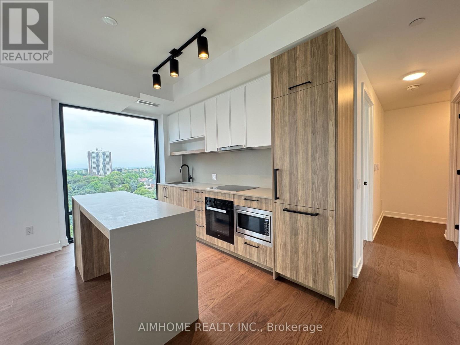 1606 - 91 Montclair Ave Avenue, Toronto, Ontario  M5P 0B1 - Photo 3 - C13678106