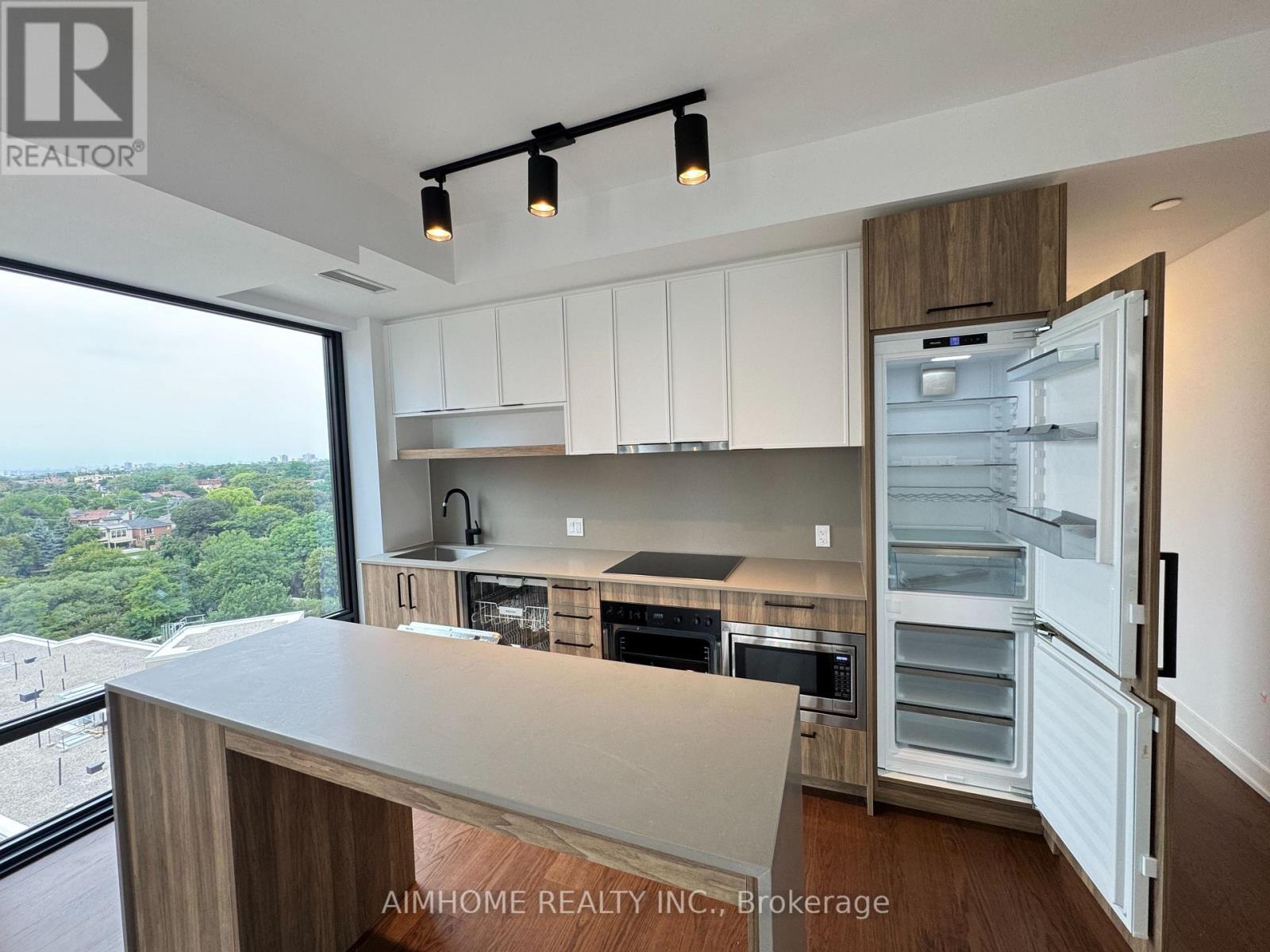 1606 - 91 Montclair Ave Avenue, Toronto, Ontario  M5P 0B1 - Photo 4 - C13678106