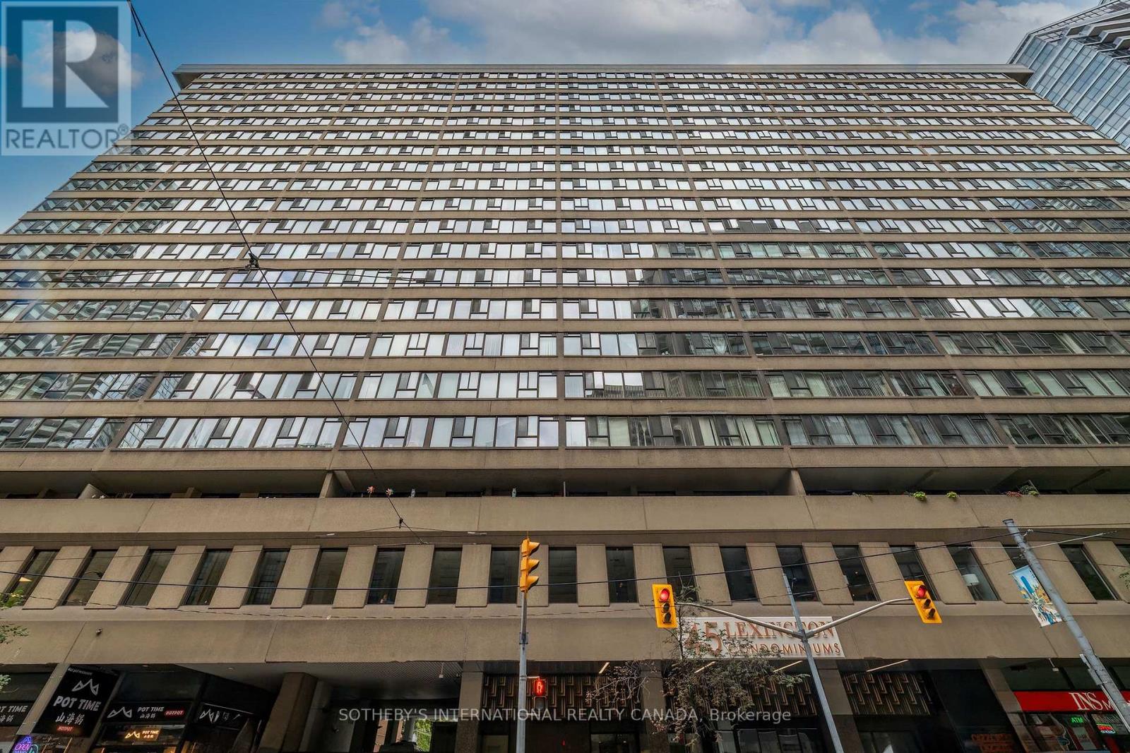 1707 - 45 Carlton Street, Toronto, Ontario  M5B 2H9 - Photo 2 - C13678170