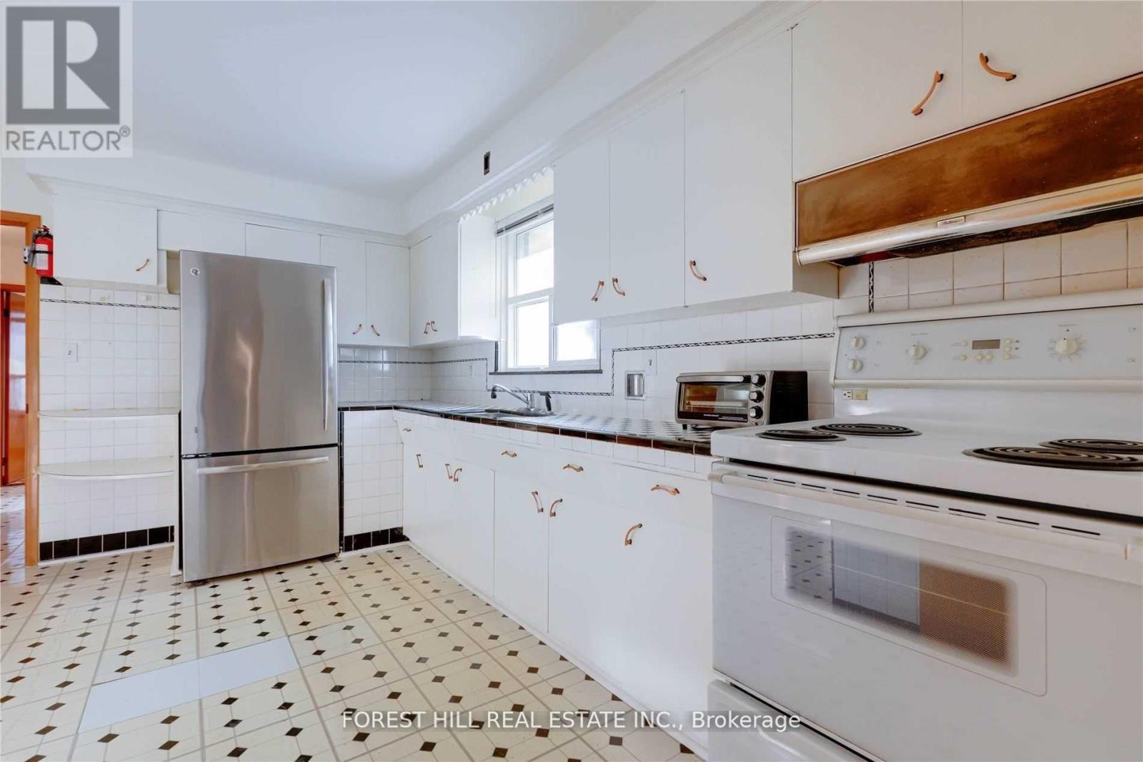 Main - 61 Bryant Street, Toronto, Ontario M3H 5A5 - Photo 13 - C13678194
