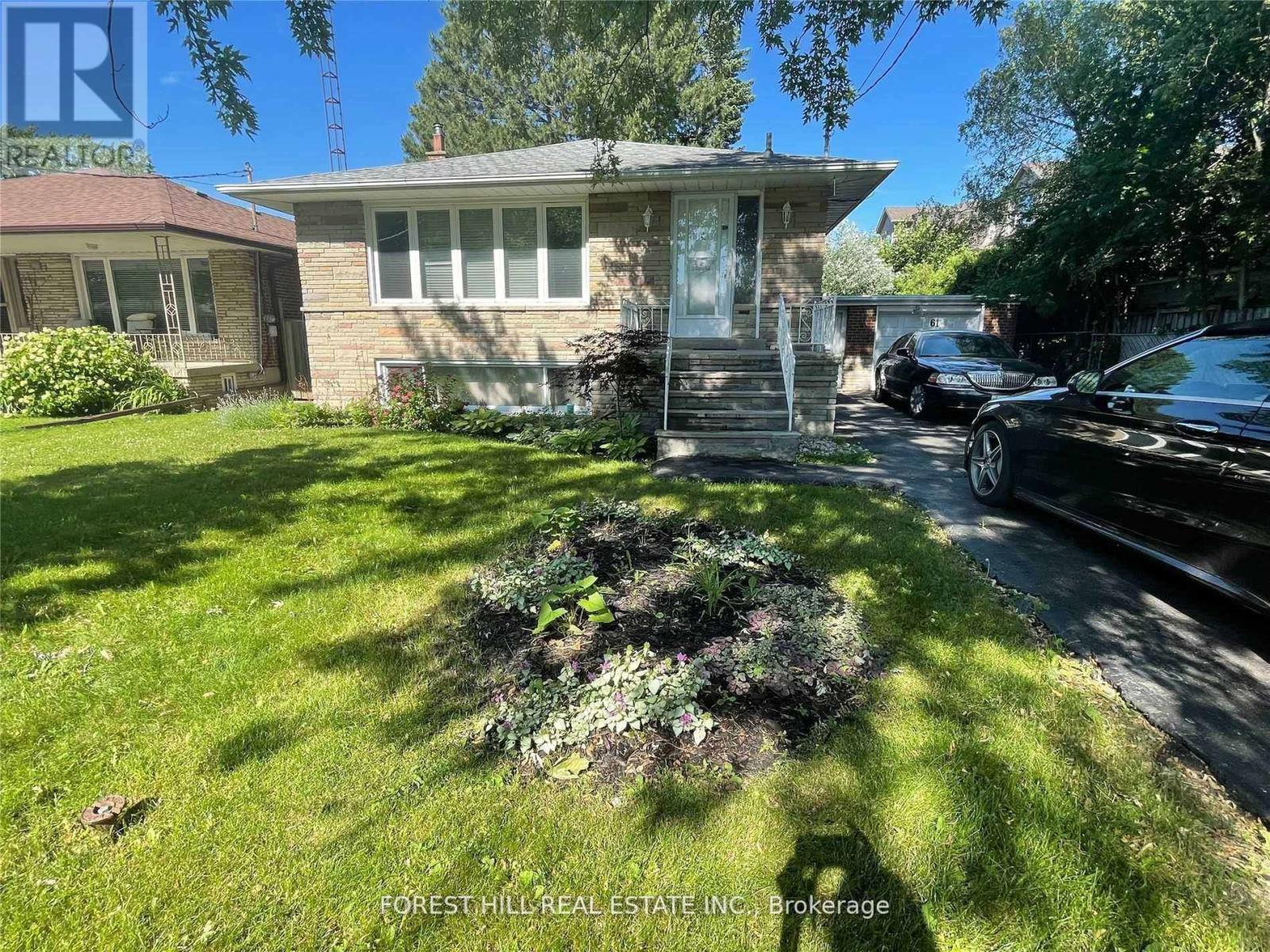 Main - 61 Bryant Street, Toronto, Ontario M3H 5A5 - Photo 2 - C13678194