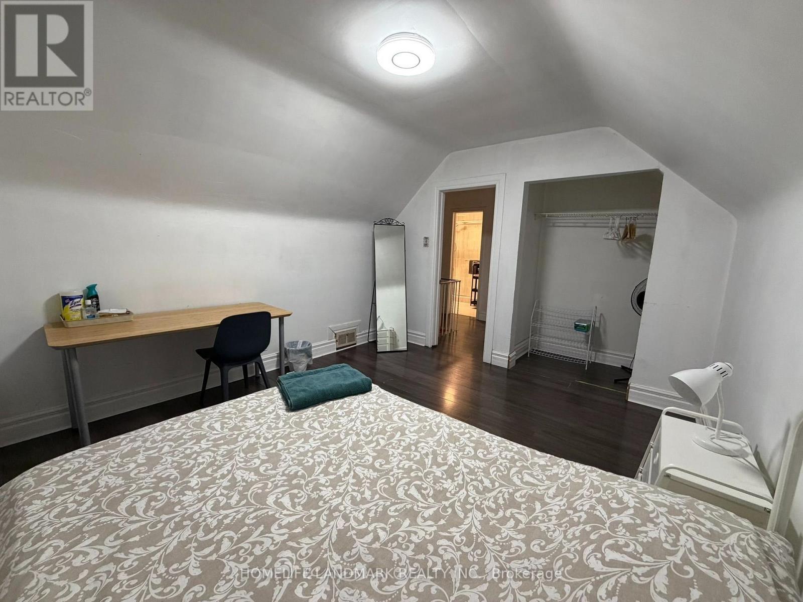 228 Hollywood Avenue, Toronto, Ontario  M2N 3K6 - Photo 4 - C13678216