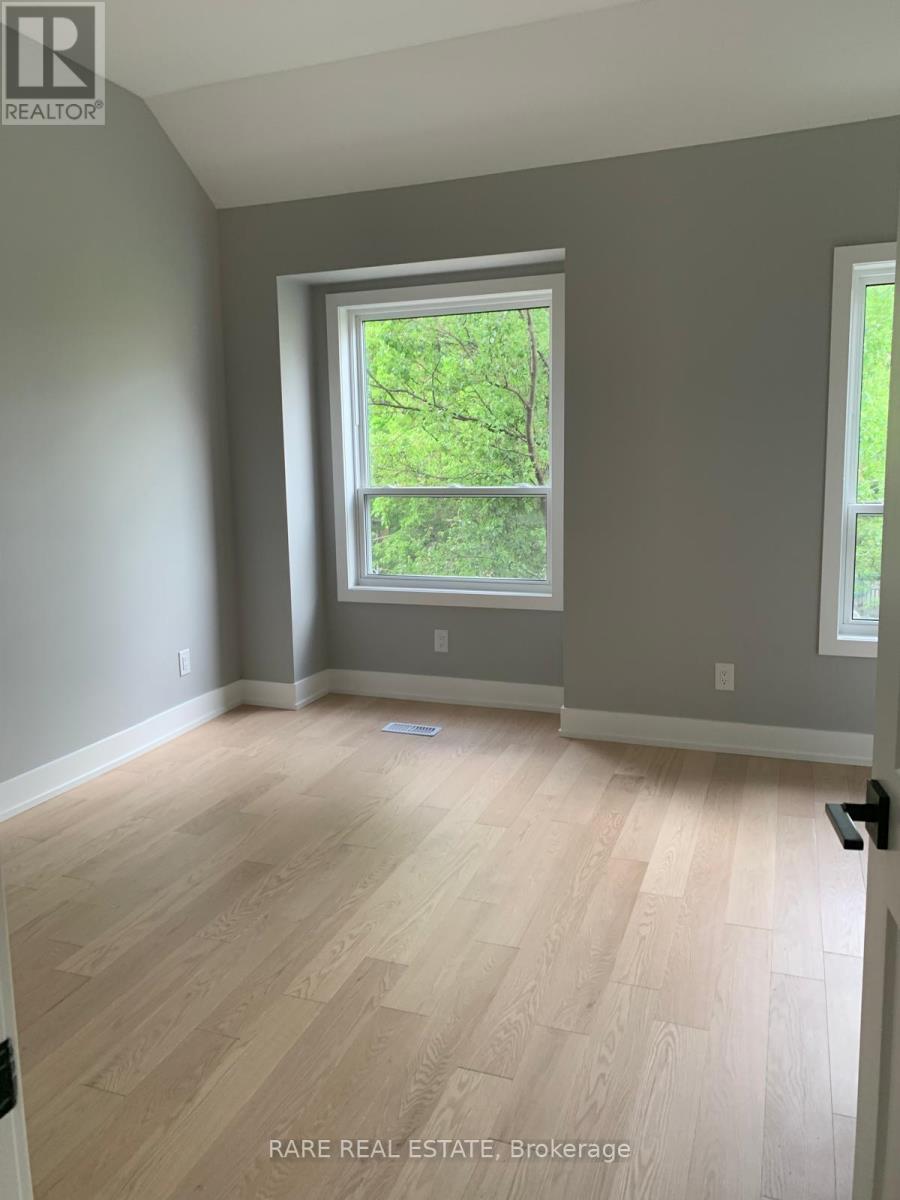 227 Logan Avenue, Toronto, Ontario  M4M 2N2 - Photo 17 - E13678036
