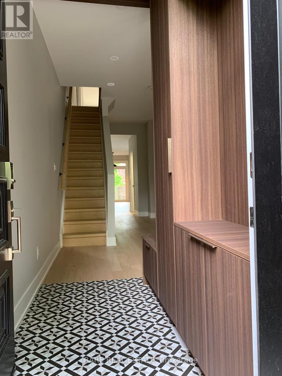 227 Logan Avenue, Toronto, Ontario  M4M 2N2 - Photo 21 - E13678036