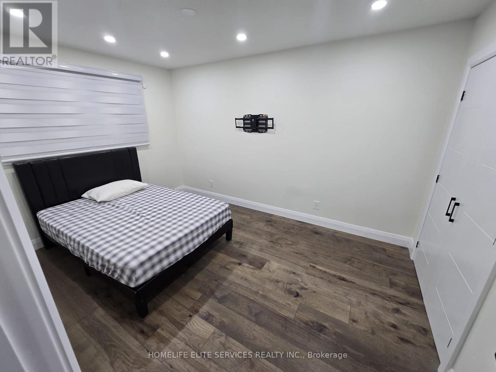 36 Manorglen Crescent, Toronto, Ontario  M1S 1W4 - Photo 5 - E13678152