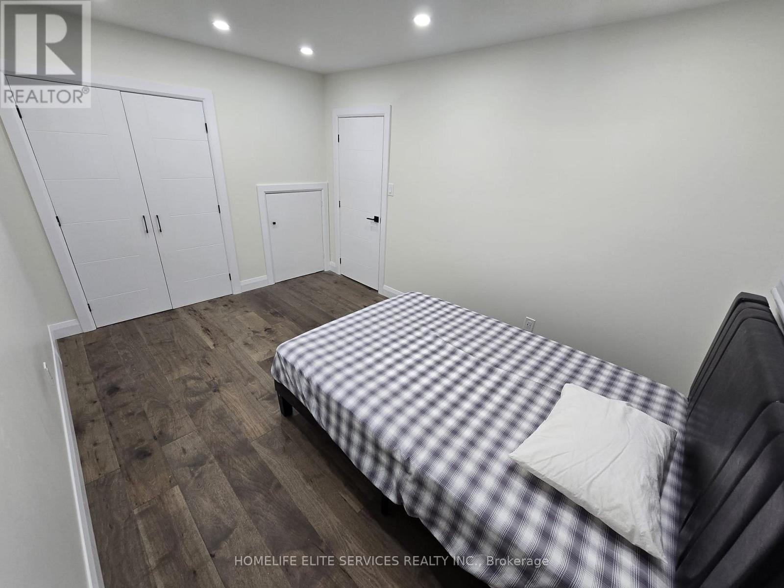 36 Manorglen Crescent, Toronto, Ontario  M1S 1W4 - Photo 6 - E13678152