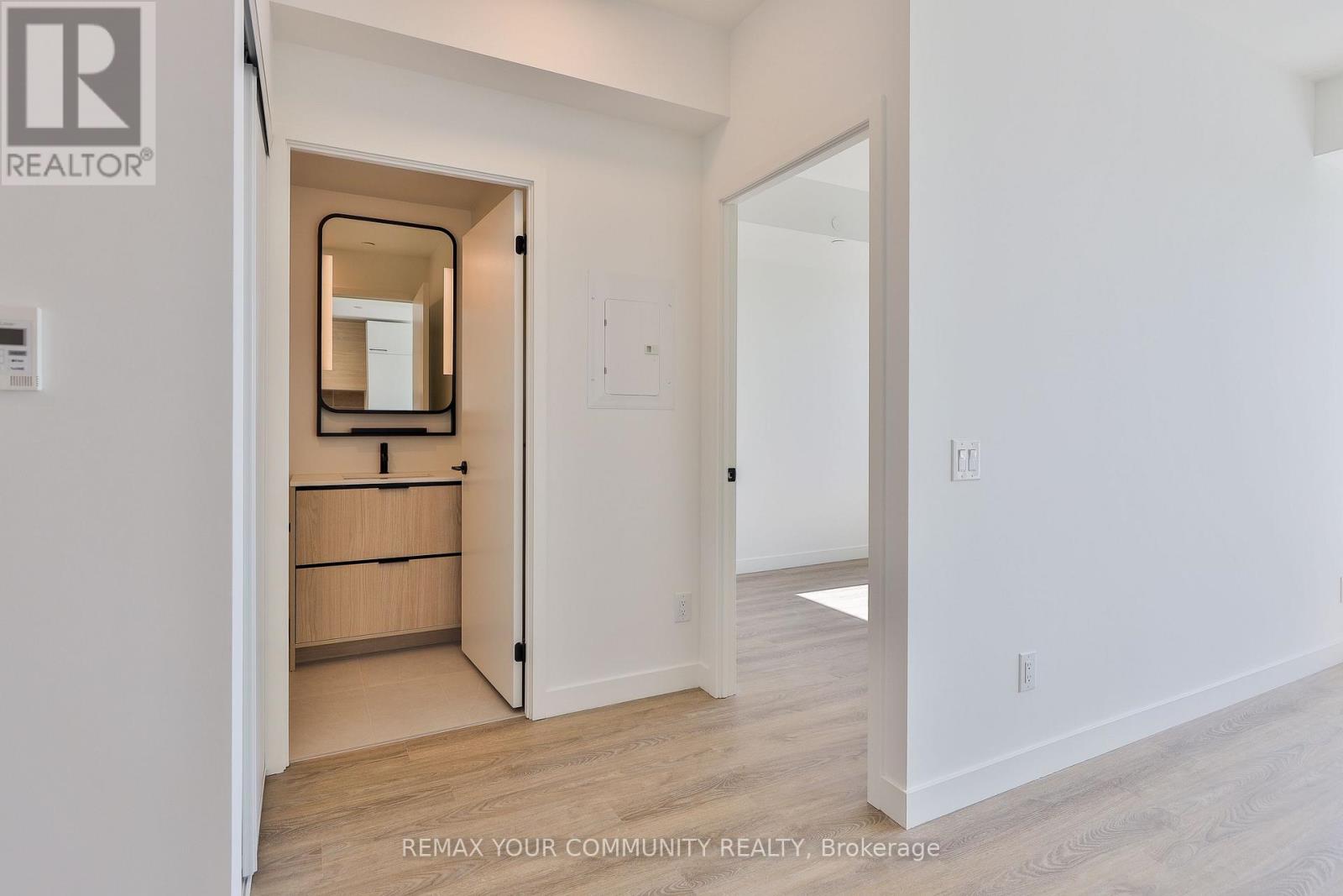 514 - 1050 Eastern Avenue, Toronto, Ontario  M4L 0B7 - Photo 16 - E13678222