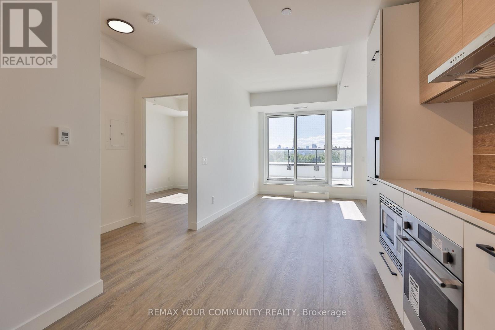 514 - 1050 Eastern Avenue, Toronto, Ontario  M4L 0B7 - Photo 3 - E13678222