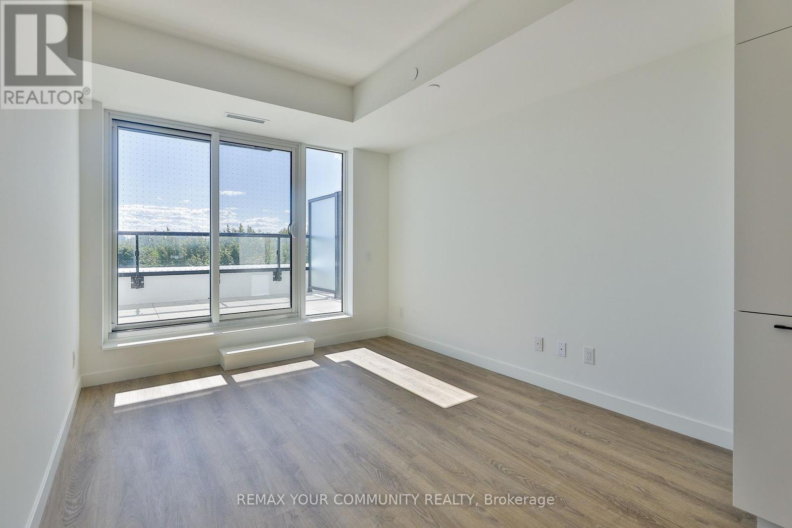 514 - 1050 Eastern Avenue, Toronto, Ontario  M4L 0B7 - Photo 9 - E13678222