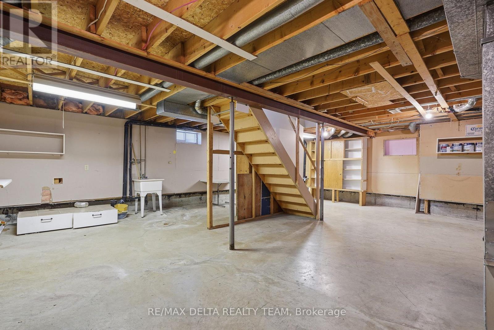 310 Mceachern Crescent, Ottawa, Ontario  K1E 3K2 - Photo 31 - X13487600
