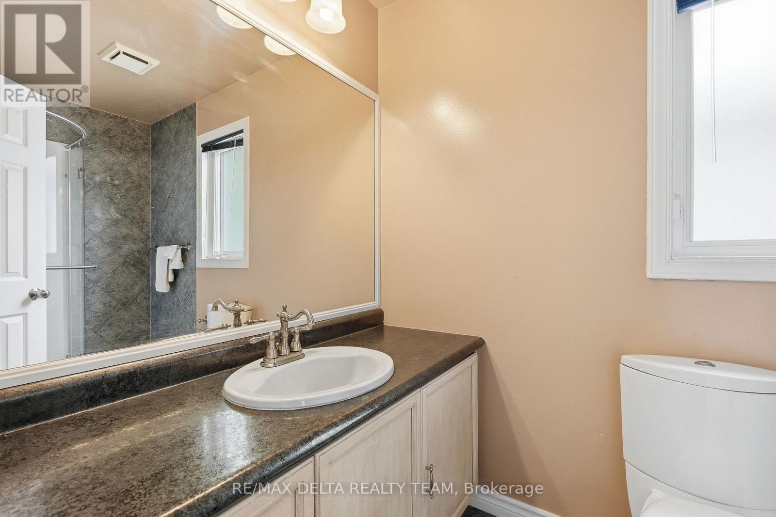 310 Mceachern Crescent, Ottawa, Ontario  K1E 3K2 - Photo 28 - X13487600
