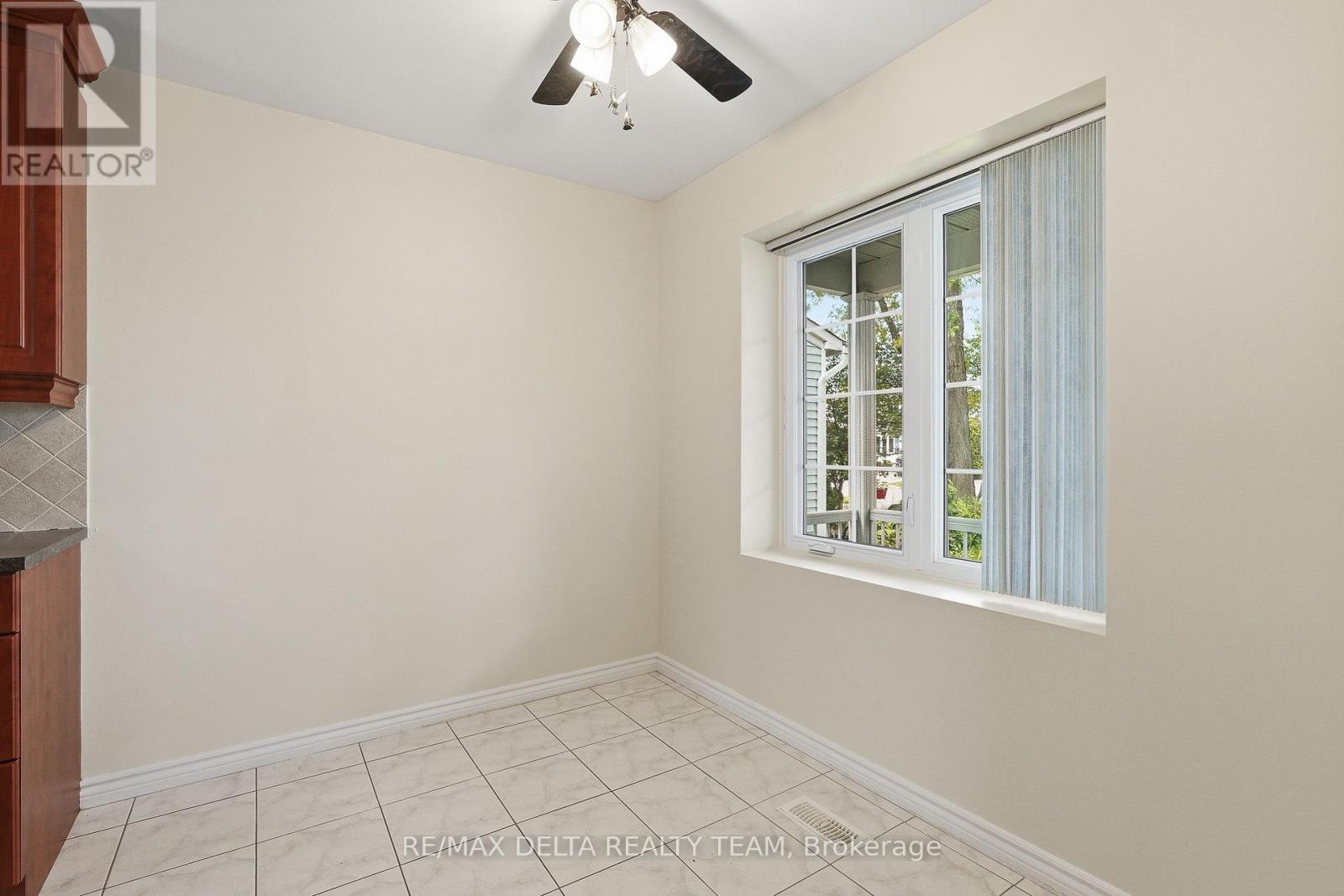 310 Mceachern Crescent, Ottawa, Ontario K1E 3K2 - Photo 7 - X13487600