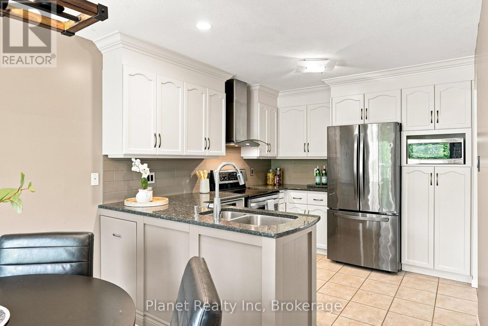 41 Boulder Crescent, Guelph, Ontario  N1G 5A2 - Photo 10 - X13678094