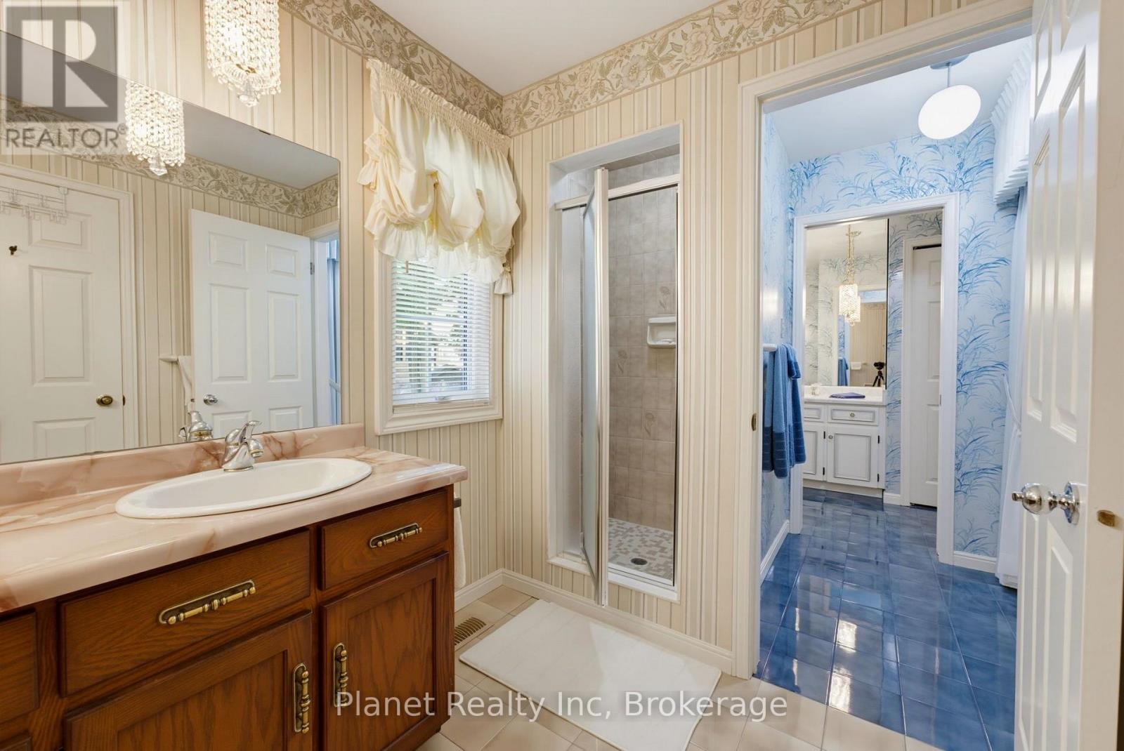 106 Thorndale Place, Waterloo, Ontario  N2L 5Y8 - Photo 25 - X13678148