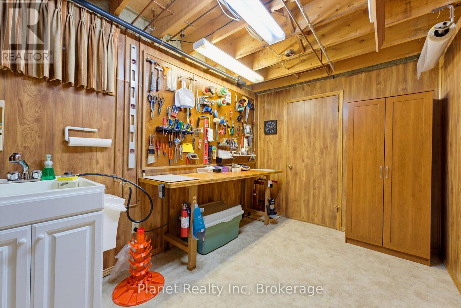 106 Thorndale Place, Waterloo, Ontario  N2L 5Y8 - Photo 33 - X13678148