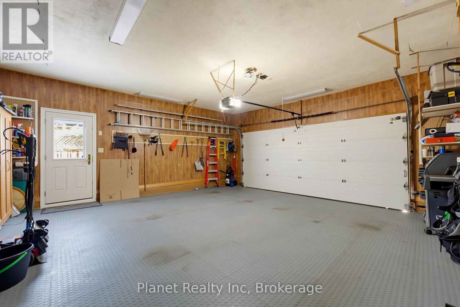 106 Thorndale Place, Waterloo, Ontario  N2L 5Y8 - Photo 35 - X13678148