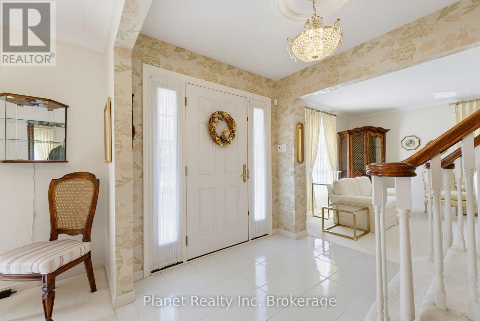 106 Thorndale Place, Waterloo, Ontario  N2L 5Y8 - Photo 6 - X13678148