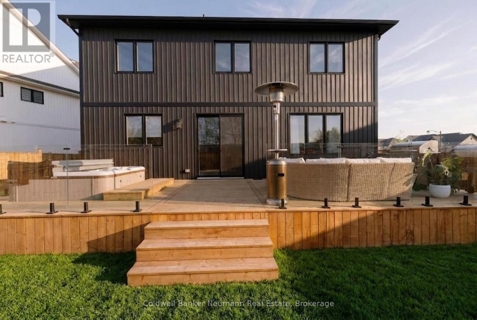 108 Haylock Avenue, Centre Wellington, Ontario  N0B 1S0 - Photo 45 - X13678156