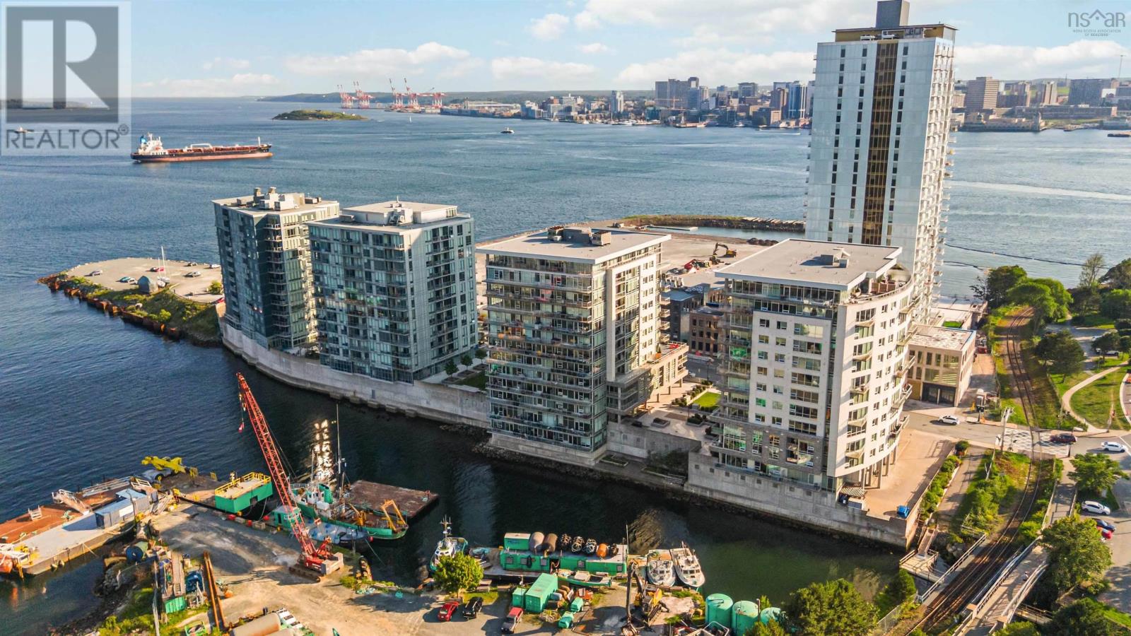 502 31 Kings Wharf Place, Dartmouth, Nova Scotia