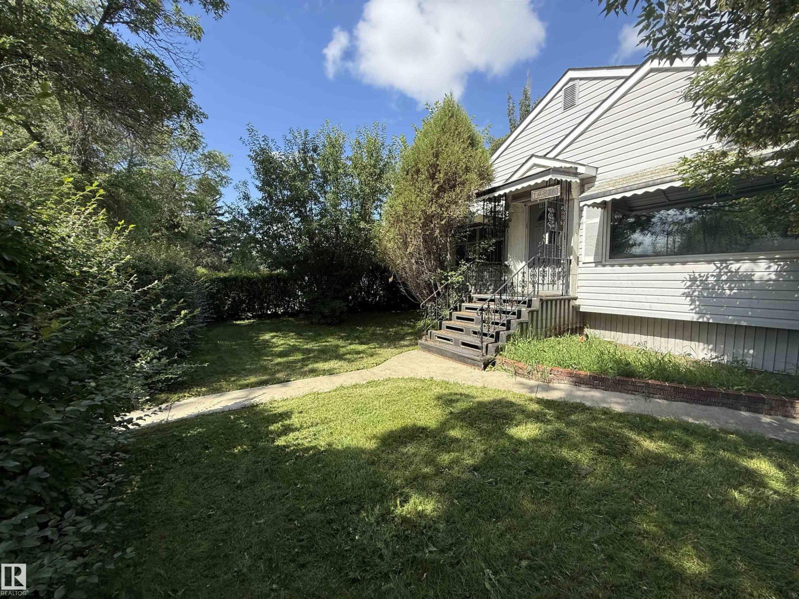14810 104 AV NW, Edmonton, Alberta