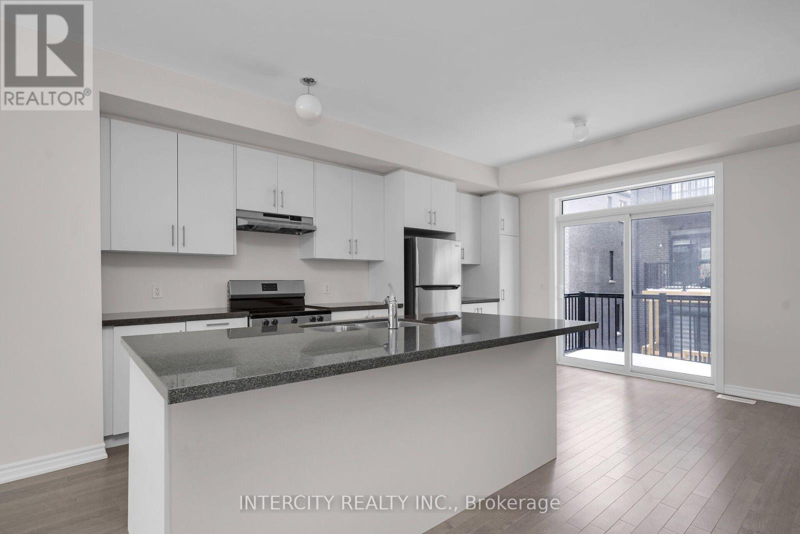 12 Radisson Street, Vaughan, Ontario L4H 5J3 - Photo 6 - N13678214