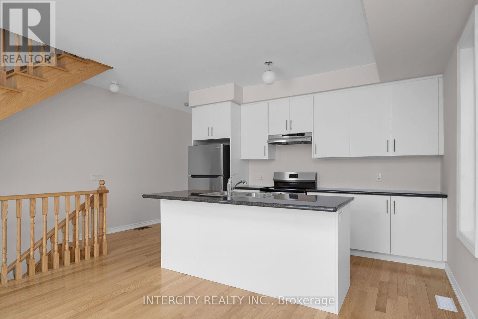 20 Radisson Street, Vaughan, Ontario  L4H 5J3 - Photo 9 - N13678220