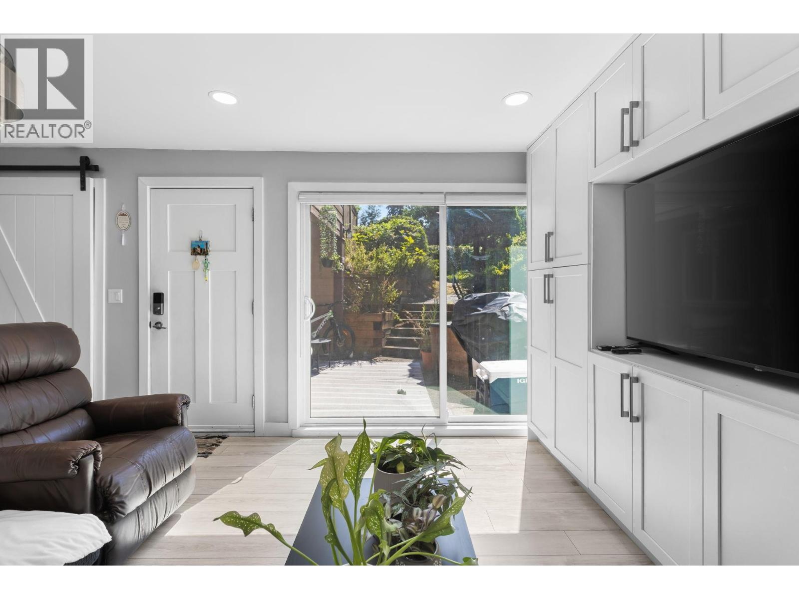 2 302 Highland Way, Port Moody, British Columbia  V3H 3V7 - Photo 6 - R3155941