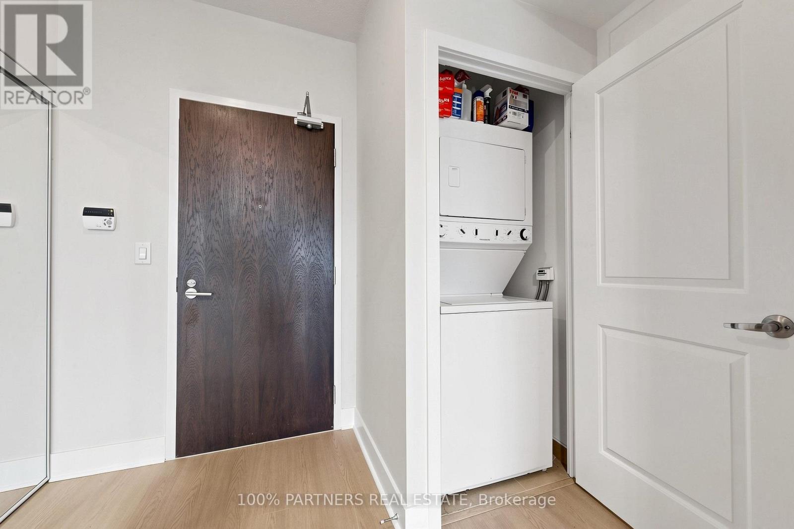 1309 - 26 Norton Avenue, Toronto, Ontario M2N 0H6 - Photo 3 - C13614728