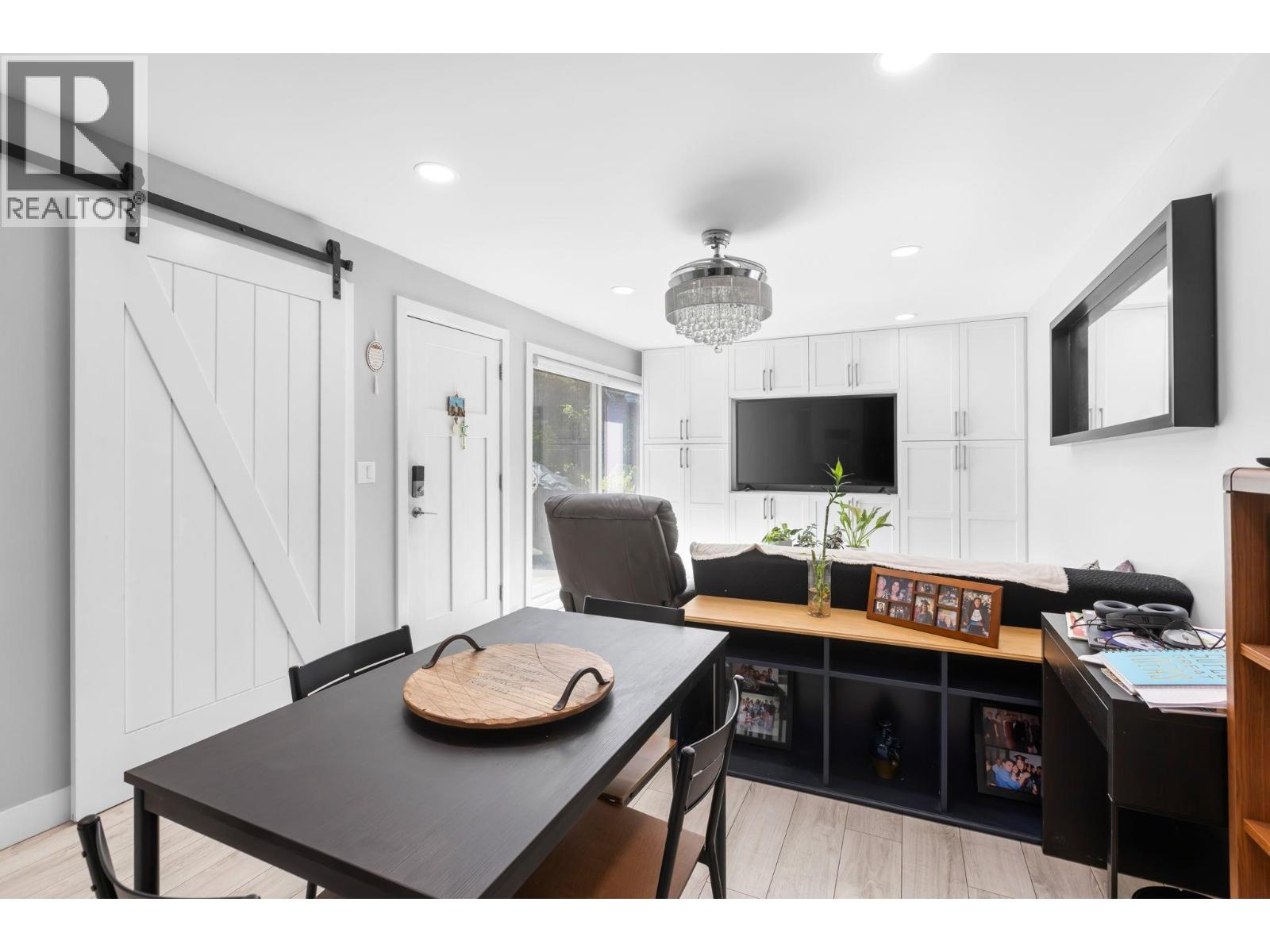 2 302 Highland Way, Port Moody, British Columbia  V3H 3V7 - Photo 9 - R3155941