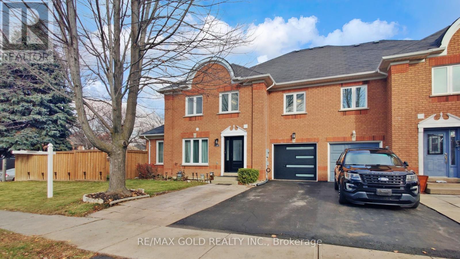 20 CLOVER BLOOM ROAD, Brampton, Ontario