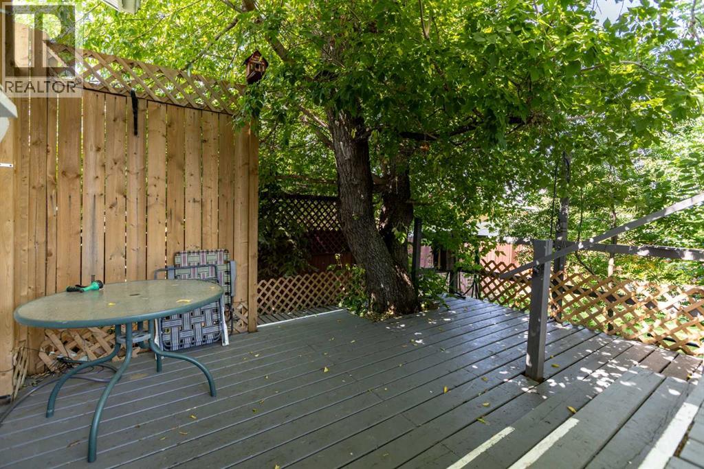 4003 53 Avenue, Innisfail, Alberta  T4G 1G4 - Photo 39 - A2329781