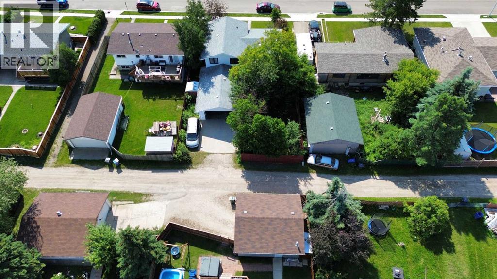 4003 53 Avenue, Innisfail, Alberta  T4G 1G4 - Photo 46 - A2329781