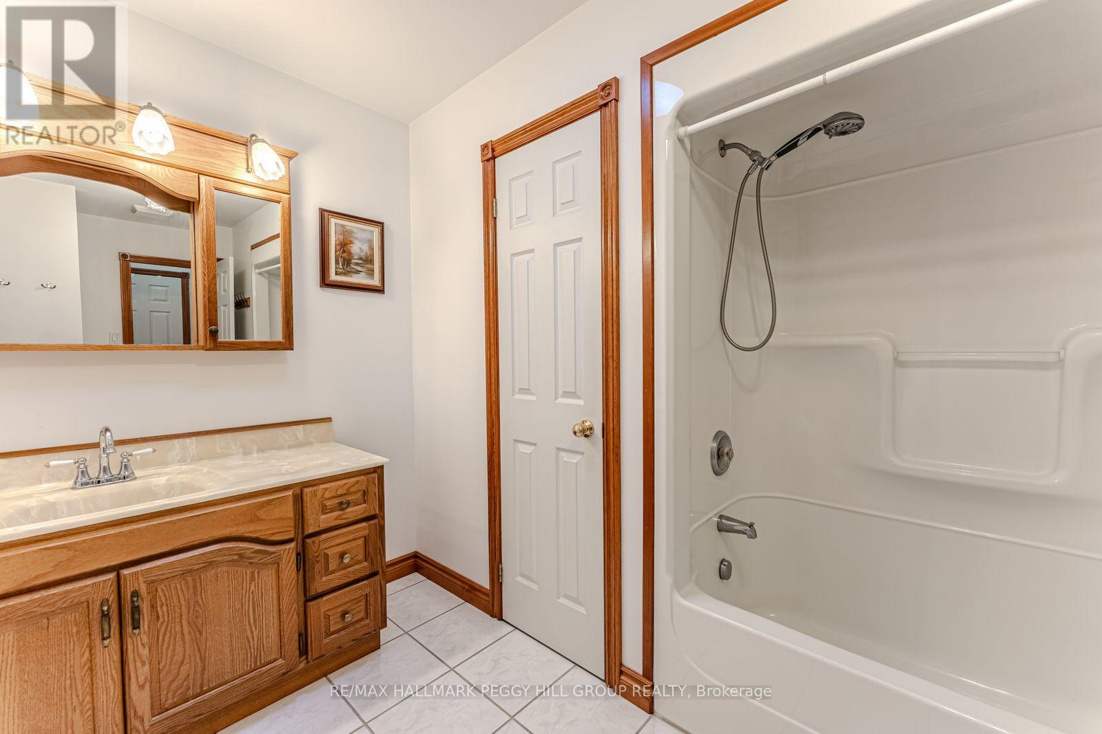3891 9 Line N, Oro-Medonte, Ontario  L0K 1E0 - Photo 16 - S13678078