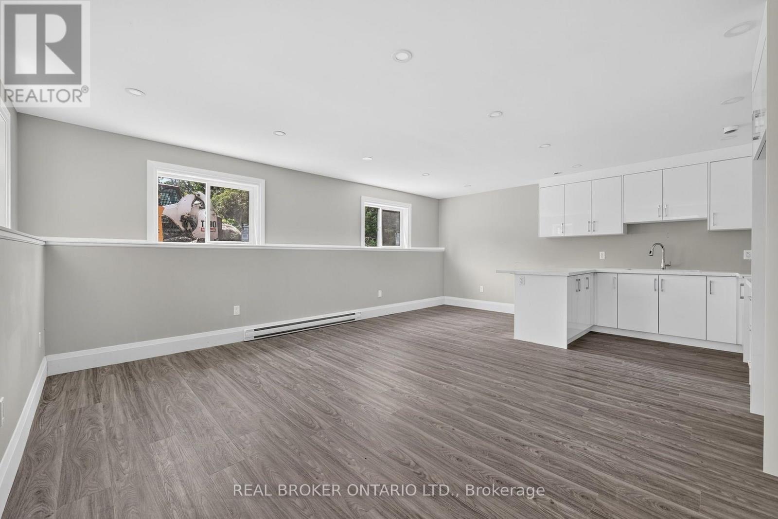 #1 - 436 5th Avenue, Tay (Port Mcnicoll), Ontario  L0K 1R0 - Photo 10 - S13678184