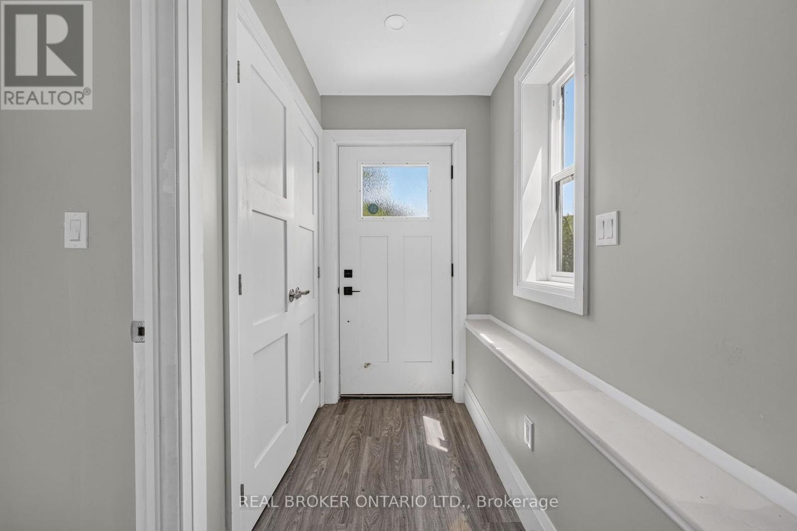 #1 - 436 5th Avenue, Tay (Port Mcnicoll), Ontario  L0K 1R0 - Photo 3 - S13678184
