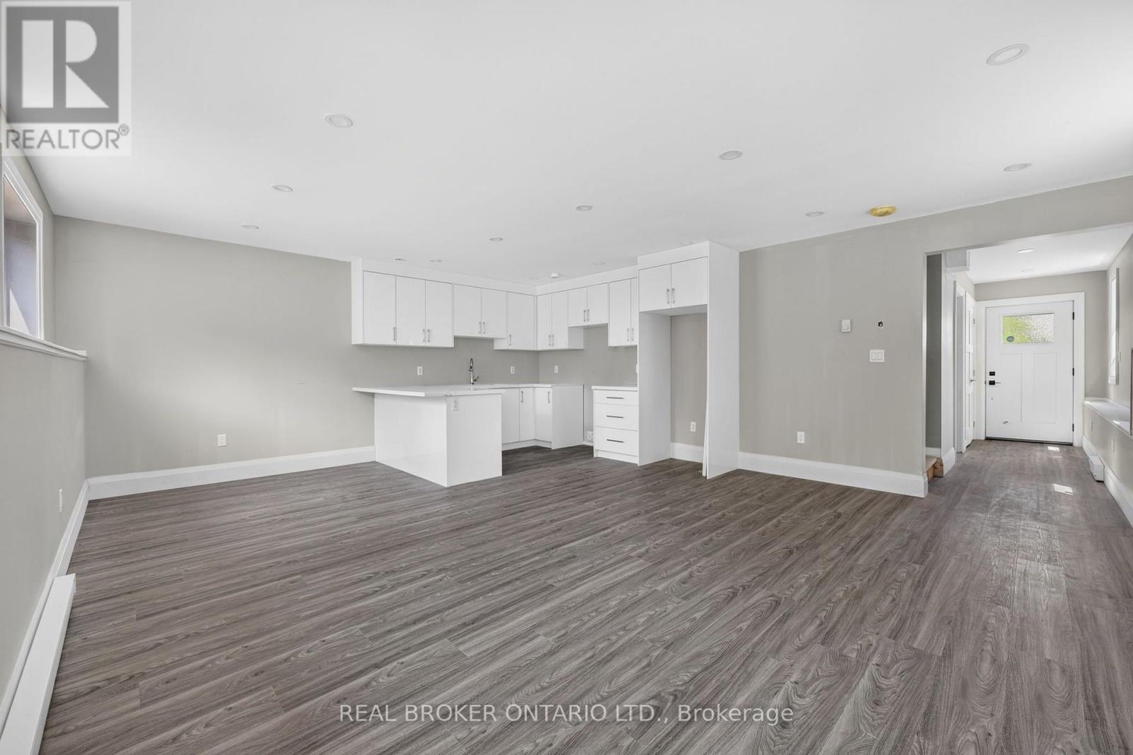 #1 - 436 5th Avenue, Tay (Port Mcnicoll), Ontario  L0K 1R0 - Photo 9 - S13678184