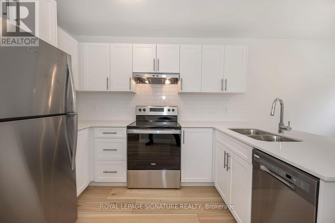 81 WOODMAN DRIVE N, Hamilton, Ontario