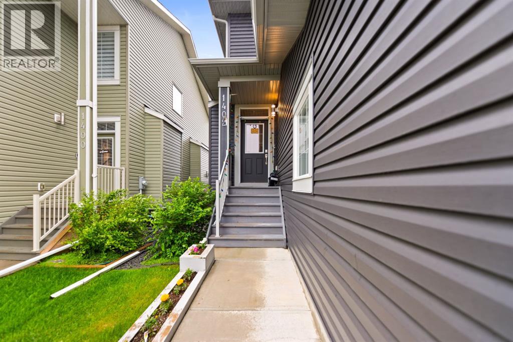 1402 Price Road, Carstairs, Alberta  T0M 0N0 - Photo 3 - A2323362