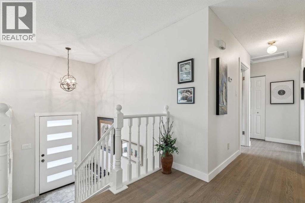 731 Archwood Road Se, Calgary, Alberta  T2J 1C1 - Photo 3 - A2336305