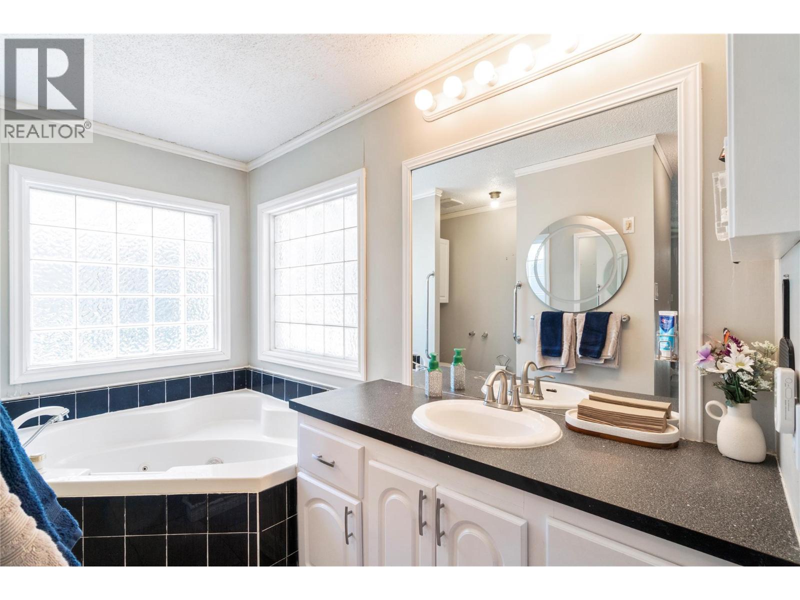 3063 Hornsberger Road Unit# 15, Salmon Arm, British Columbia  V1E 4R8 - Photo 20 - 10391720