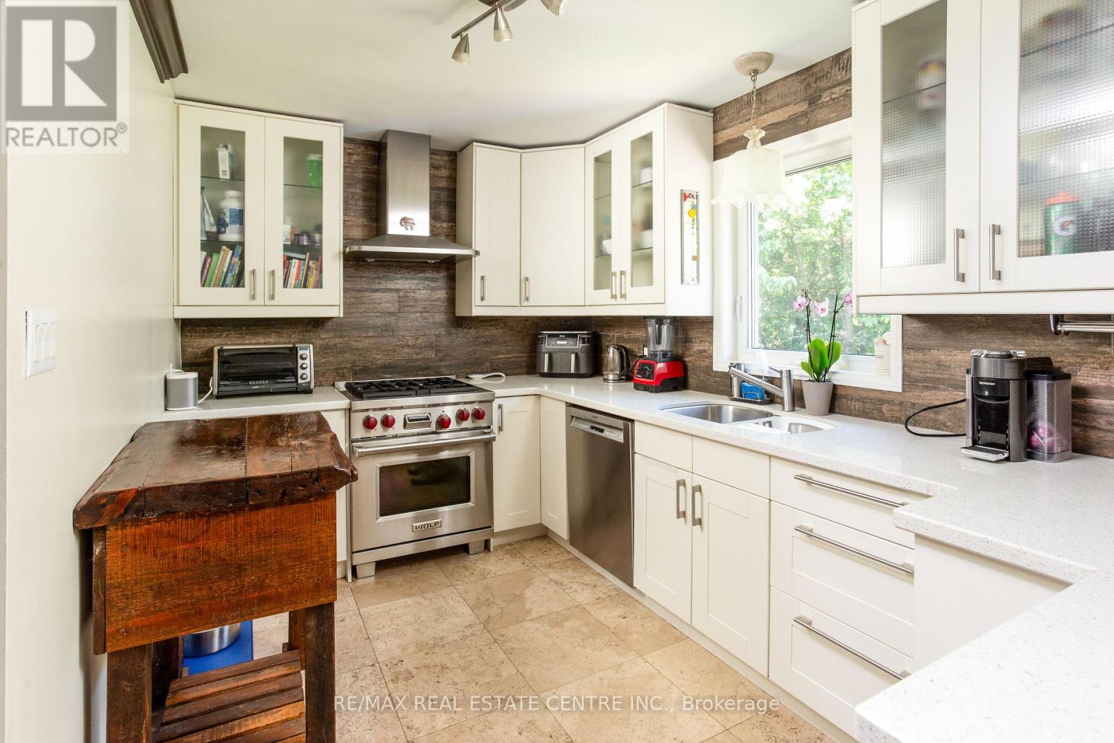 2450 Edenhurst Drive, Mississauga, Ontario  L5A 2K9 - Photo 6 - W13678014