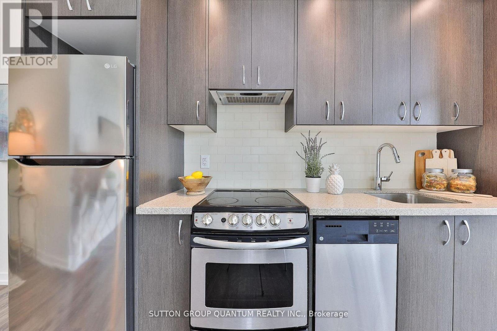 418 - 457 Plains Road E, Burlington, Ontario  L7T 0B8 - Photo 17 - W13678064